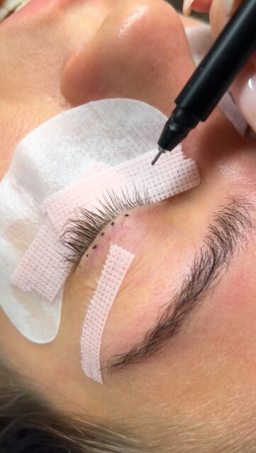 Elsker at lave lidt ✨anderledes✨ vipper. Her lavet med anime lashes 🤍

#animelashes